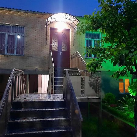 קוטאיסי Sisi Guest House מראה חיצוני תמונה