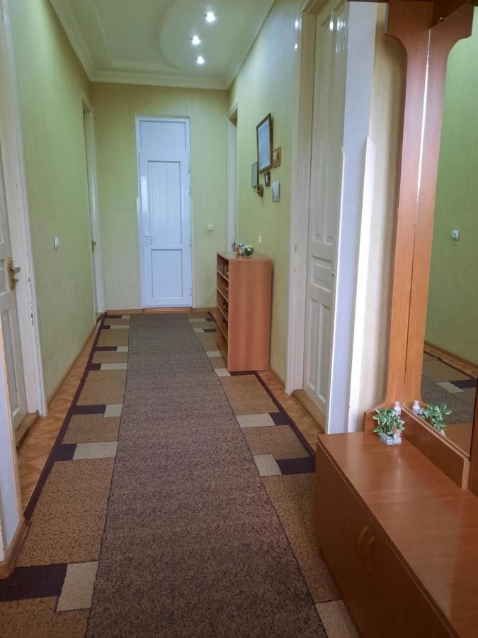 קוטאיסי Sisi Guest House מראה חיצוני תמונה