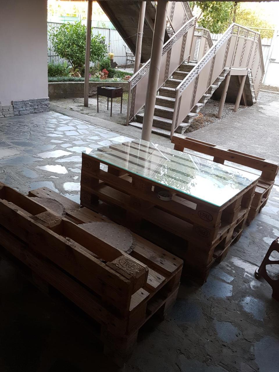 קוטאיסי Sisi Guest House מראה חיצוני תמונה